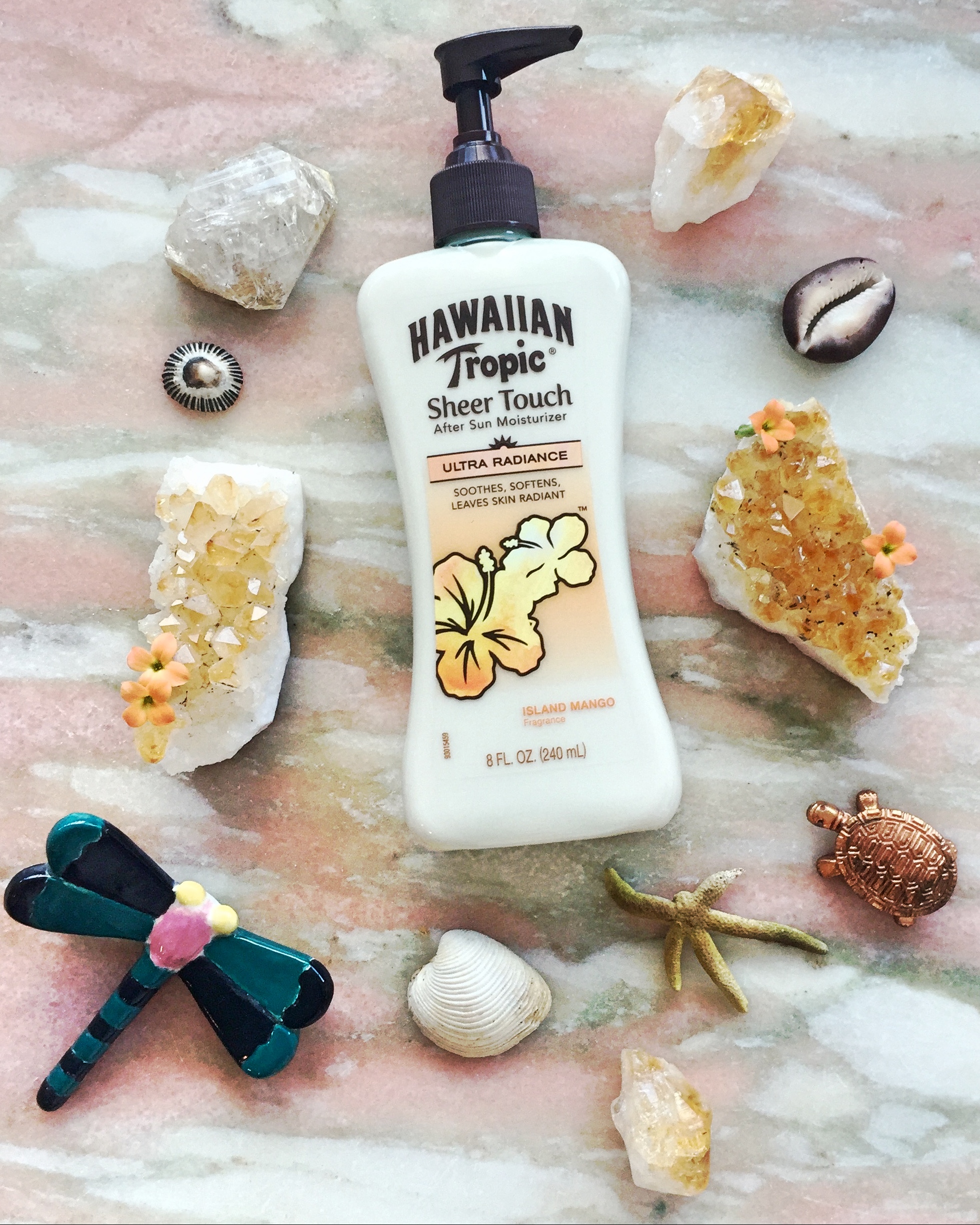 Hawaiian Tropic Sheer Touch Ultra Radiance After Sun Moisturizer contains an innovative formula of shea butter and mango extract to leave skin feeling pampered and noticeably soft and luminous
