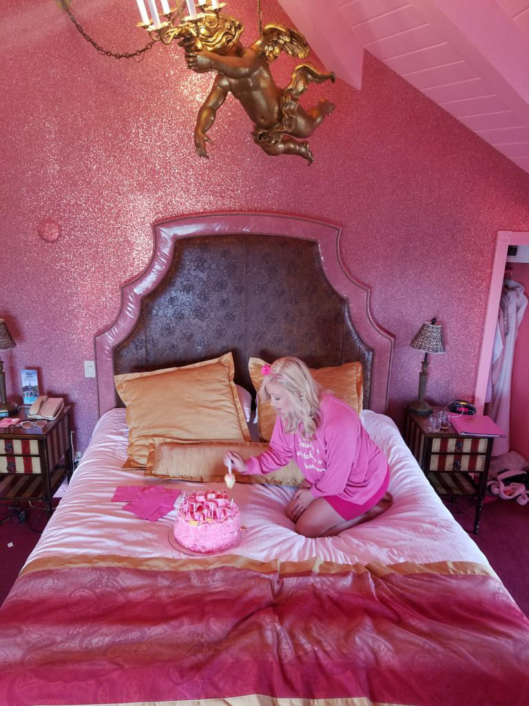 Have your cake and eat it too - Madonna Inn - Carin - Once Upon a Dollhouse